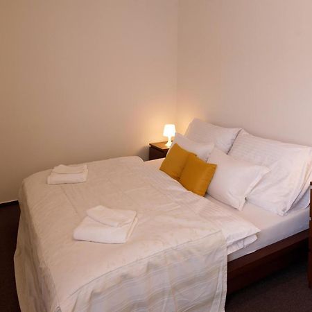 Litvan Sunset Apartments Budweis Exterior foto