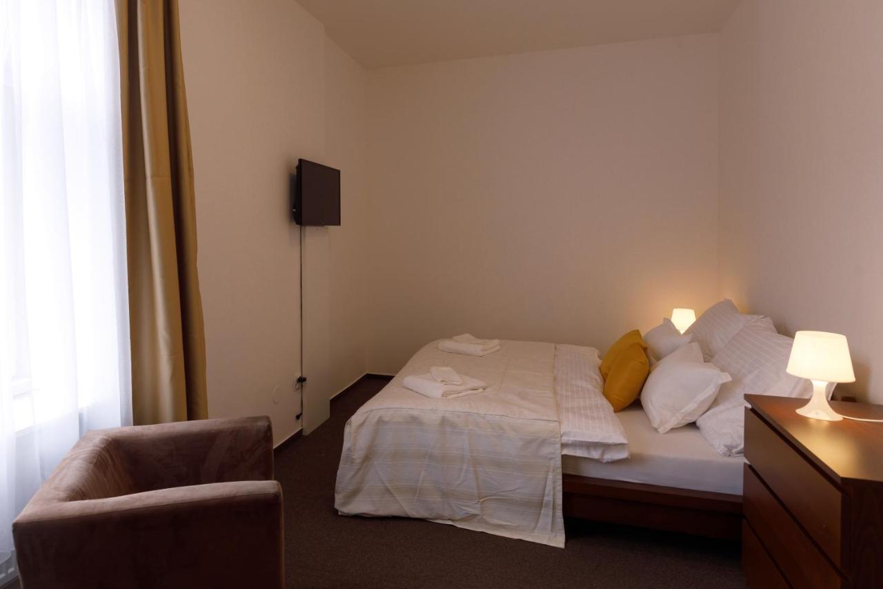 Litvan Sunset Apartments Budweis Exterior foto